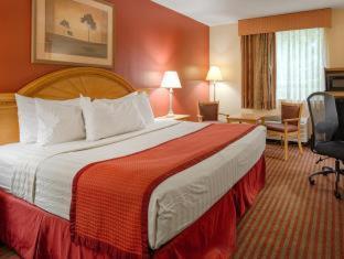 Best Western Center Inn Virginia Beach Bilik gambar